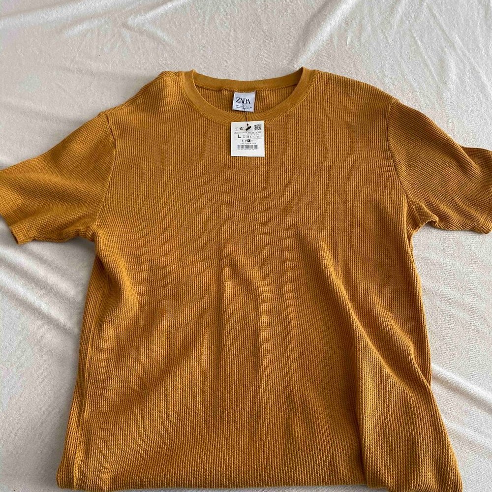 Men’s Medium + Large Zara Basic Textured T-Shirts (2-Pack)